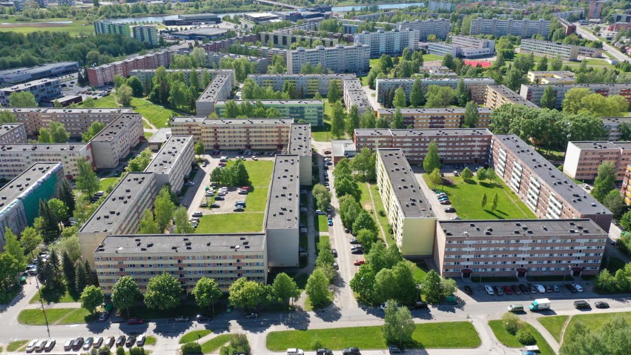 Over The River Apartment Tartu Zewnętrze zdjęcie