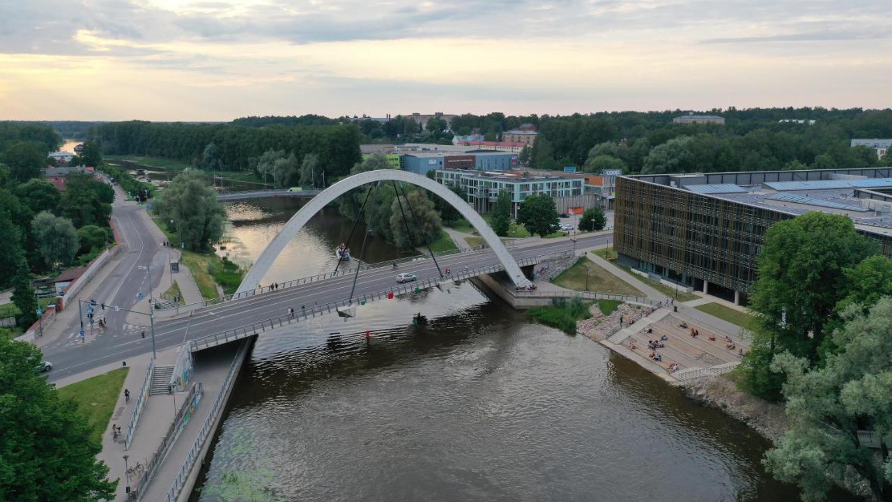 Over The River Apartment Tartu Zewnętrze zdjęcie