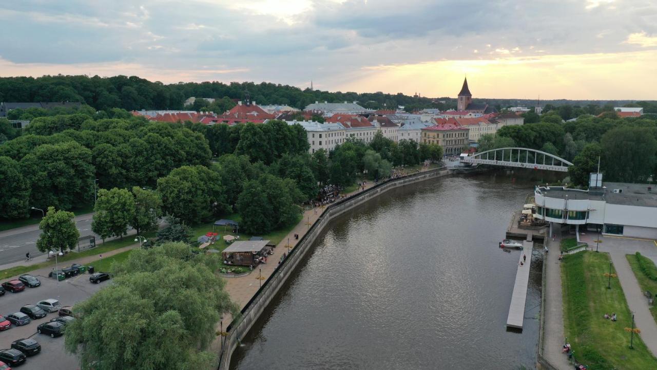 Over The River Apartment Tartu Zewnętrze zdjęcie